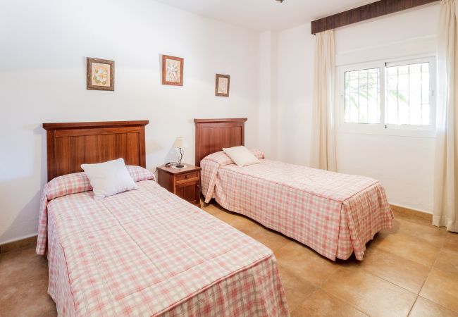 Children's bedroom of this rural house in Alhaurín el Grande