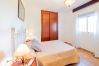 Bedroom of this rural house in Alhaurín el Grande
