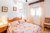 Bedroom of this rural house in Alhaurín el Grande