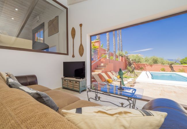 Living room of this farm in Alhaurín el Grande