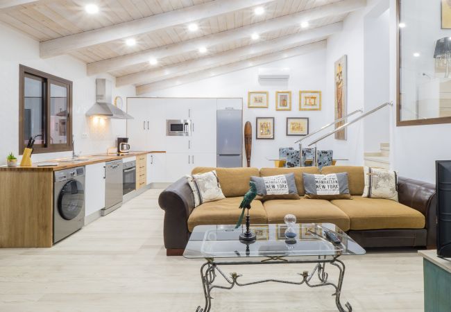 Living room of this farm in Alhaurín el Grande