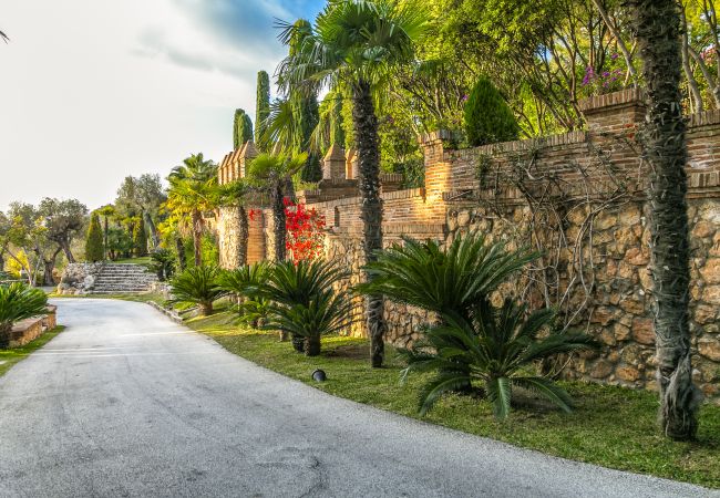 Villa in Málaga - Cubo's Mountain Bayview Luxury Villa