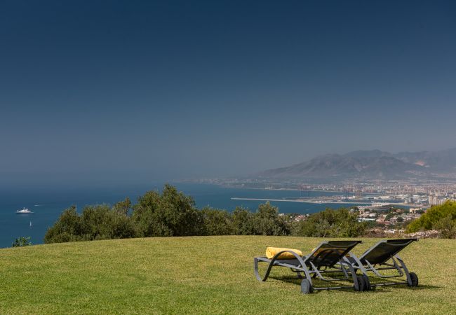 Villa in Málaga - Cubo's Mountain Bayview Luxury Villa