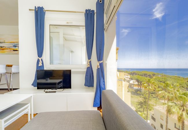 Apartment in Marbella - Cubo's Penthouse Cabopino Port Marbella +Parking