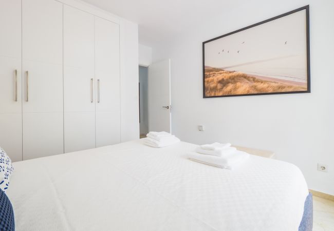 Apartment in Mijas Costa - Cubo's Torreoceano Family Beach