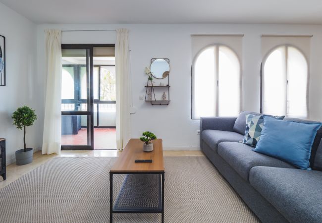 Apartment in Mijas Costa - Cubo's Torreoceano Family Beach