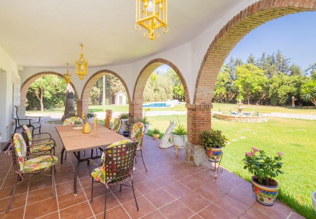 Villa in Alhaurín el Grande - Cubo's Villa Garden