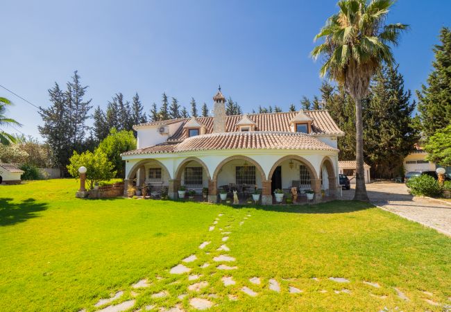 Villa in Alhaurín el Grande - Cubo's Villa Garden
