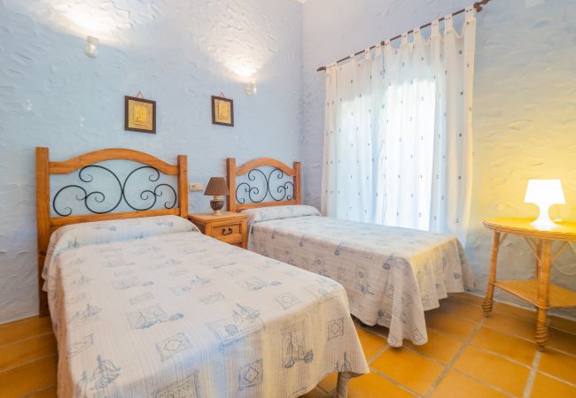 Cottage in Coín - Cubo's Finca La Fuente del Pedregal Casa 3