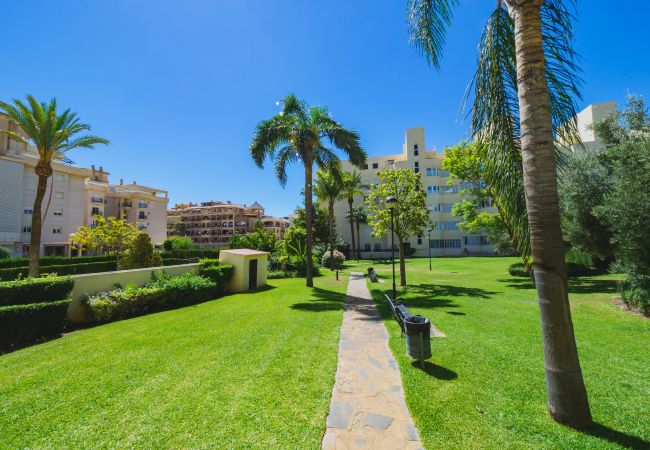 Apartment in Torremolinos - Cubo's Urban Brigitte Torremolinos & Parking