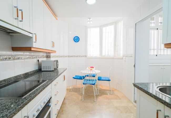 Apartment in Torremolinos - Cubo's Urban Brigitte Torremolinos & Parking