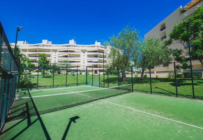 Apartment in Torremolinos - Cubo's Urban Brigitte Torremolinos & Parking