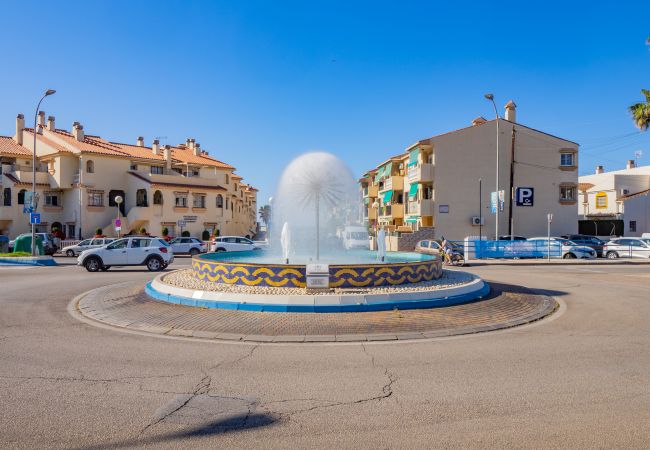 Rent by room in Torre de Benagalbon - Cubo's Hostal William's Sunny 1 with Breakfast