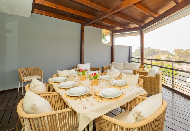 House in Málaga - Cubo's Gibralfaro Townhouse