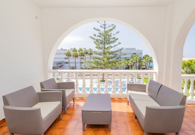 Villa in Benalmádena - Cubo's Beach Front Villa Benalmadena