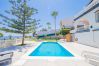 Villa in Benalmádena - Cubo's Beach Front Villa Benalmadena