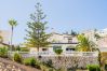 Villa in Benalmádena - Cubo's Beach Front Villa Benalmadena