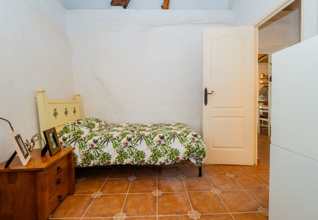 Cottage in Coín - Cubo's Secret Nature House