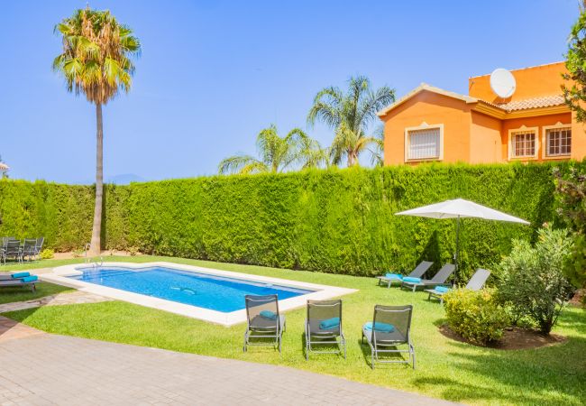 Cottage in Alhaurín el Grande - Cubo's Cicara Family Private Pool & Relax