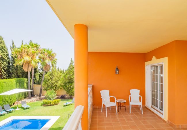 Cottage in Alhaurín el Grande - Cubo's Cicara Family Private Pool & Relax