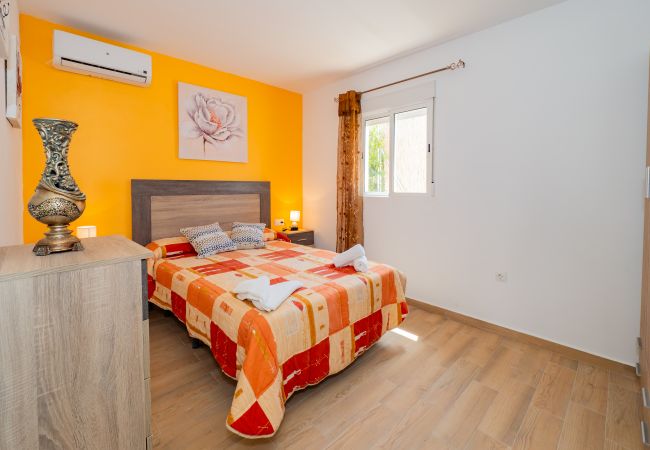 Cottage in Alhaurín el Grande - Cubo's Family Rosa del Zangano 12 PAX Alhaurin