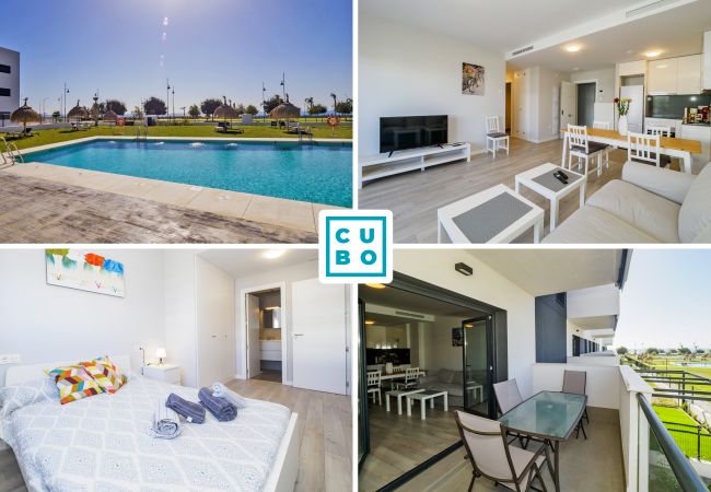 Apartment with pool next to the beach in Vélez-Málaga