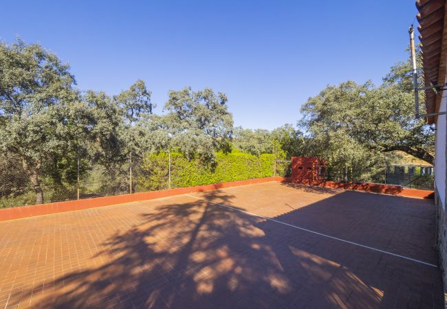 Cottage in Guillena - Cubo's Quinta de los Cisnes & minigolf included