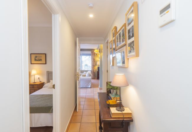 Cottage in Guillena - Cubo's Quinta de los Cisnes & minigolf included