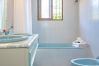 Cottage in Alhaurin de la Torre - Cubo's Pink Townhouse Los Manantiales