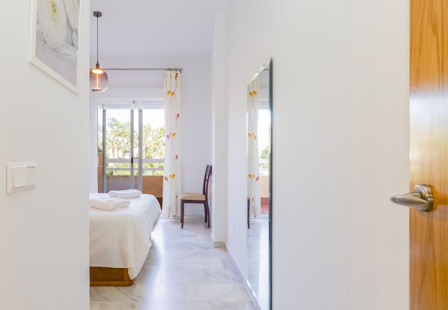 Apartment in Marbella - Cubo's Cabopino Beach Marbella Apartment