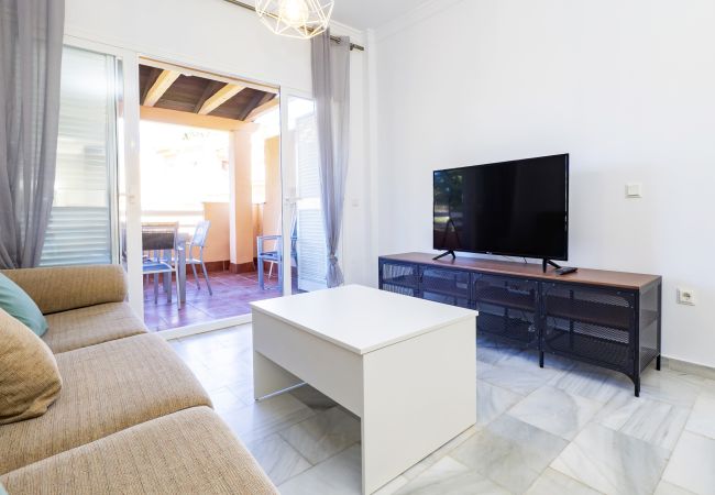 Apartment in Marbella - Cubo's Cabopino Beach Marbella Apartment