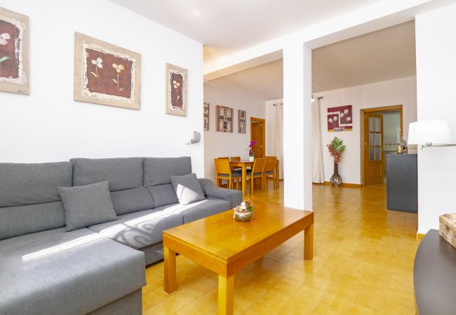Apartment in Alhaurín el Grande - Cubo's Center House Gerald Brenan