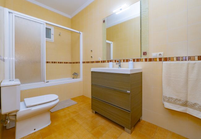 Apartment in Alhaurín el Grande - Cubo's Center House Gerald Brenan