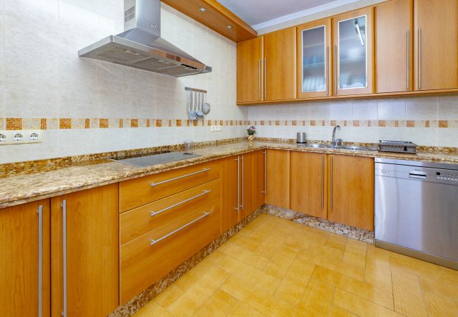 Apartment in Alhaurín el Grande - Cubo's Center House Gerald Brenan