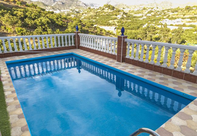 Cottage in Nerja - .Villa Marimel Con Piscina Privada