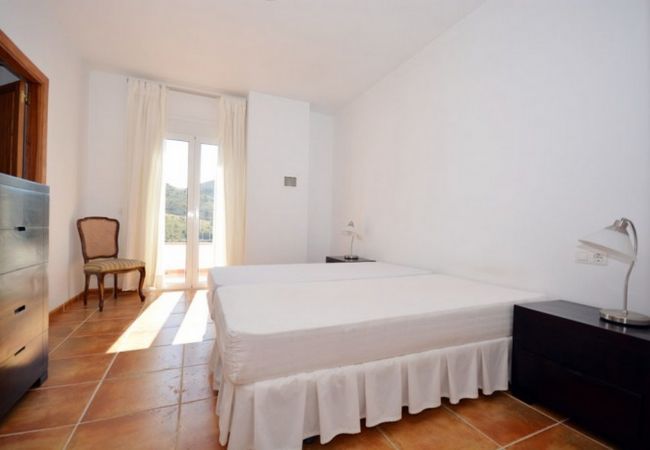 Villa/Dettached house in Frigiliana - AV-0006 Villa with 5 individual apartments